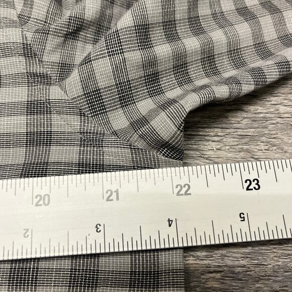 Tommy Bahama‎ Gray Check Mens M Flip Cuffs Newport Coast Button Down Shirt EUC - Picture 7 of 9